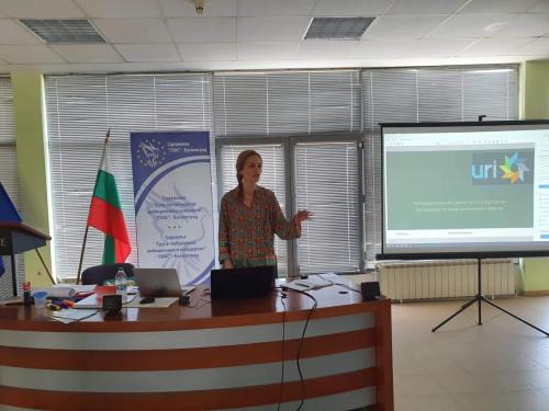 Intercultural dialogue among youth as a tool for developing entrepreneurship skills" Angelina Vladikova, United Religions Initiative, Europe CC Liaison Officer